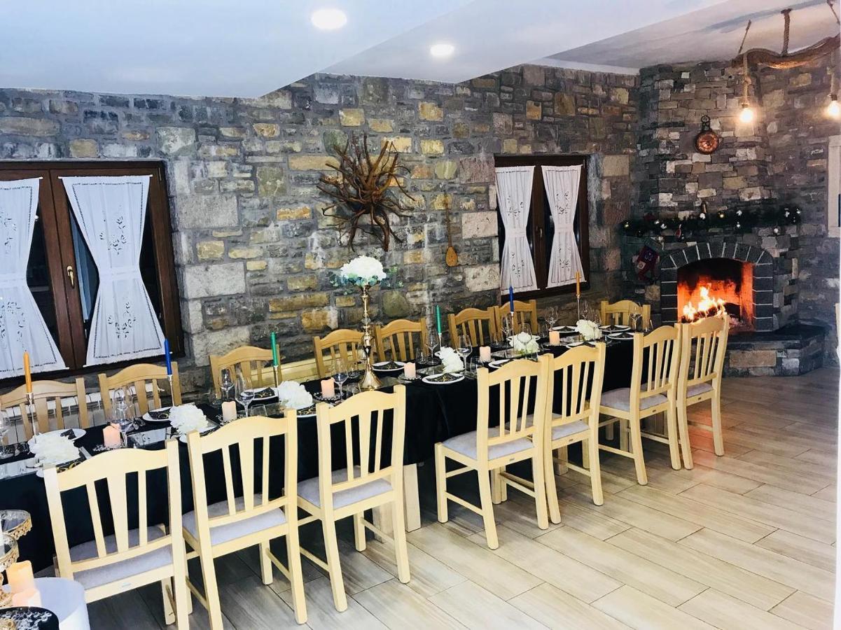 Bujtina Dini Otel Rubik Dış mekan fotoğraf